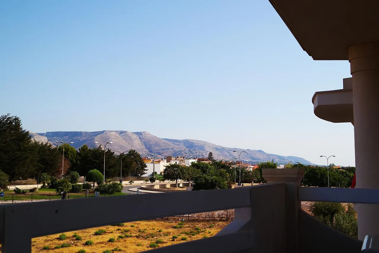 Ermes Bed & Breakfast Avola