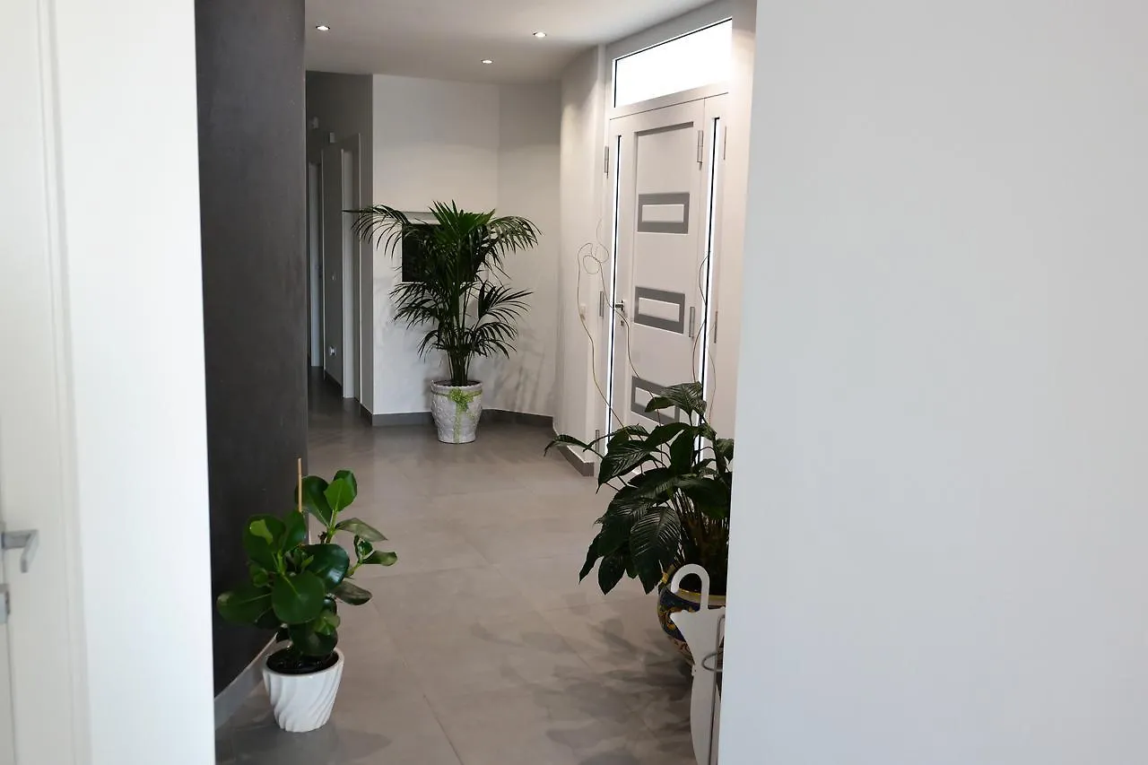 Ermes Bed & Breakfast Avola